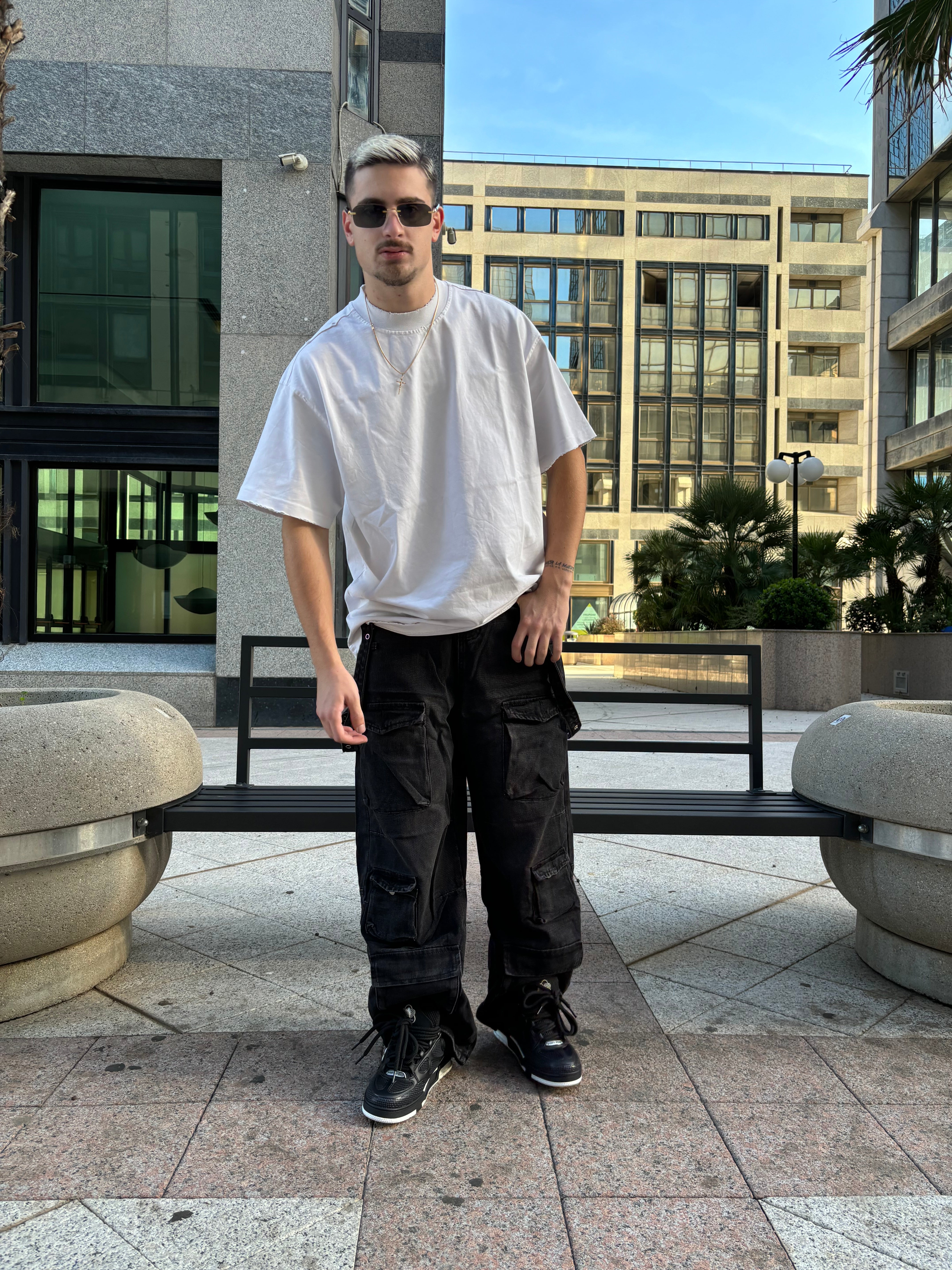Baggy black
