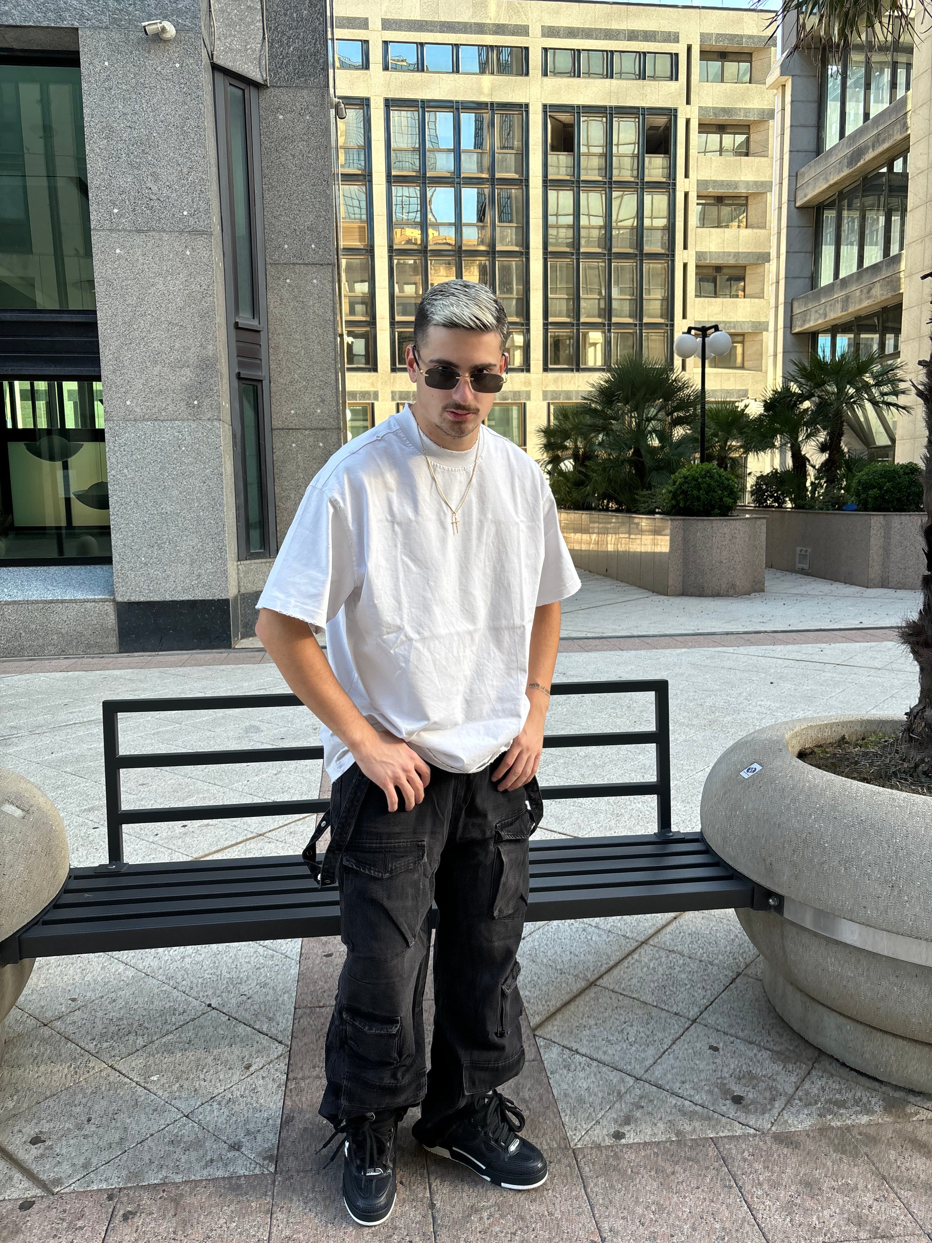 Baggy black
